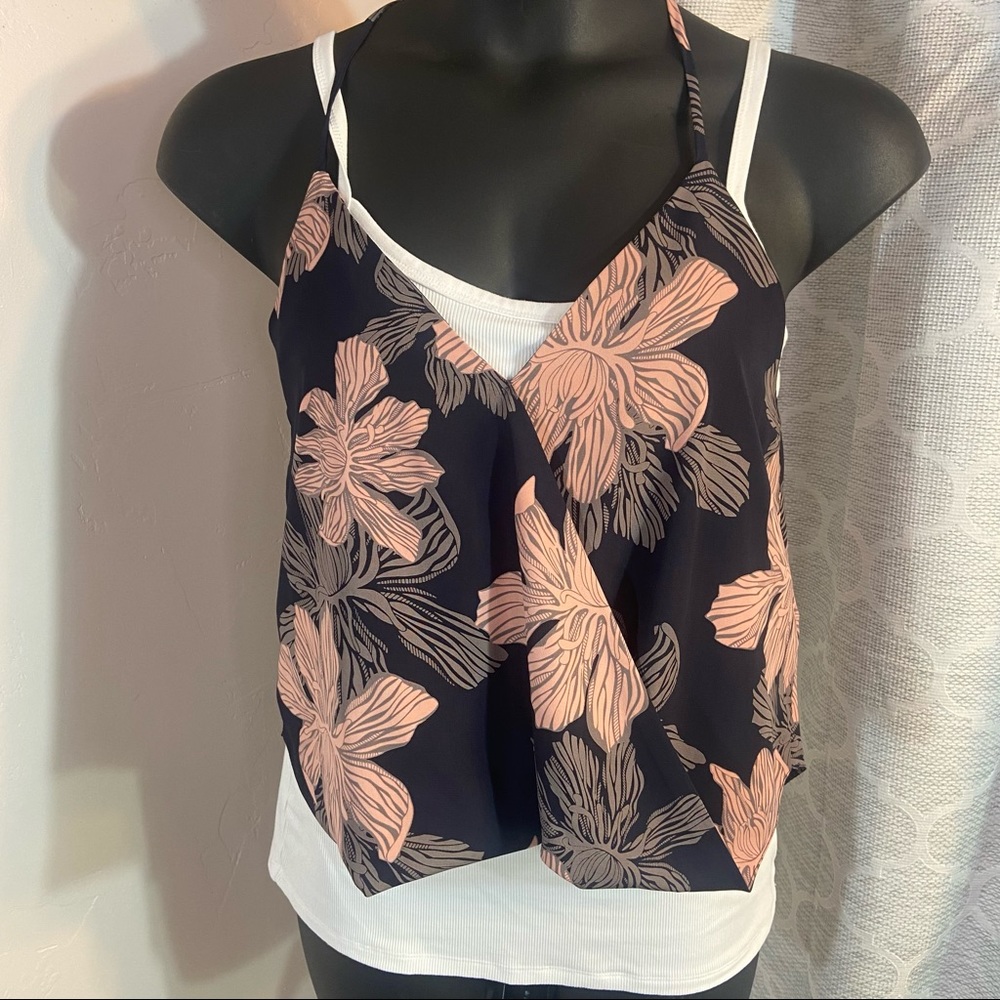 Forever 21 Navy floral cami szL